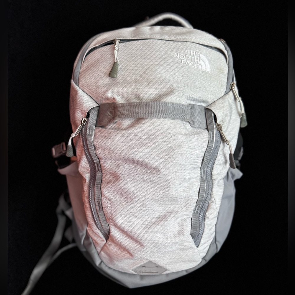 The North Face Women’s Surge 31 Liter Gray Back Pack, EUC